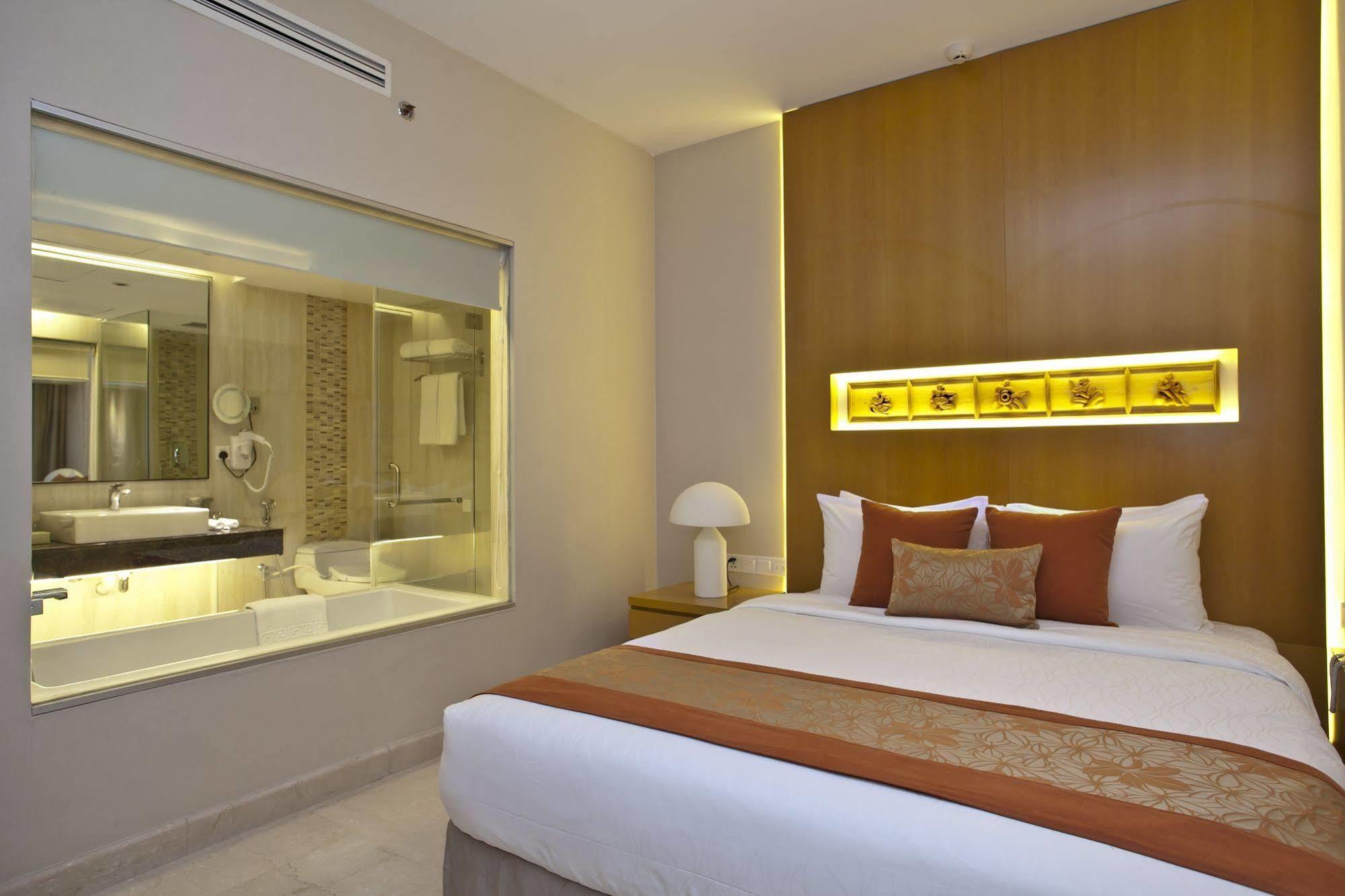 Lakeshore Banani Daca Exterior foto